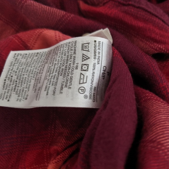 Gap + Pendleton Button Down Plaid Boyfriend Shirt - Picture 7 of 7